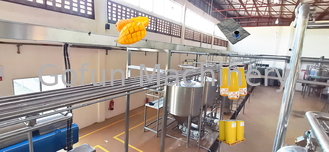 خط إنتاج مربى المانجو الصناعي 100T / D ماكينة صنع الفواكه الطازجة